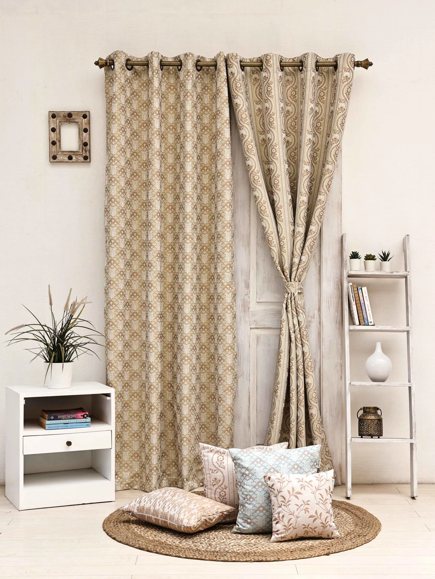 Mehraab-Jharokha Combo Pack of 2 Curtain
