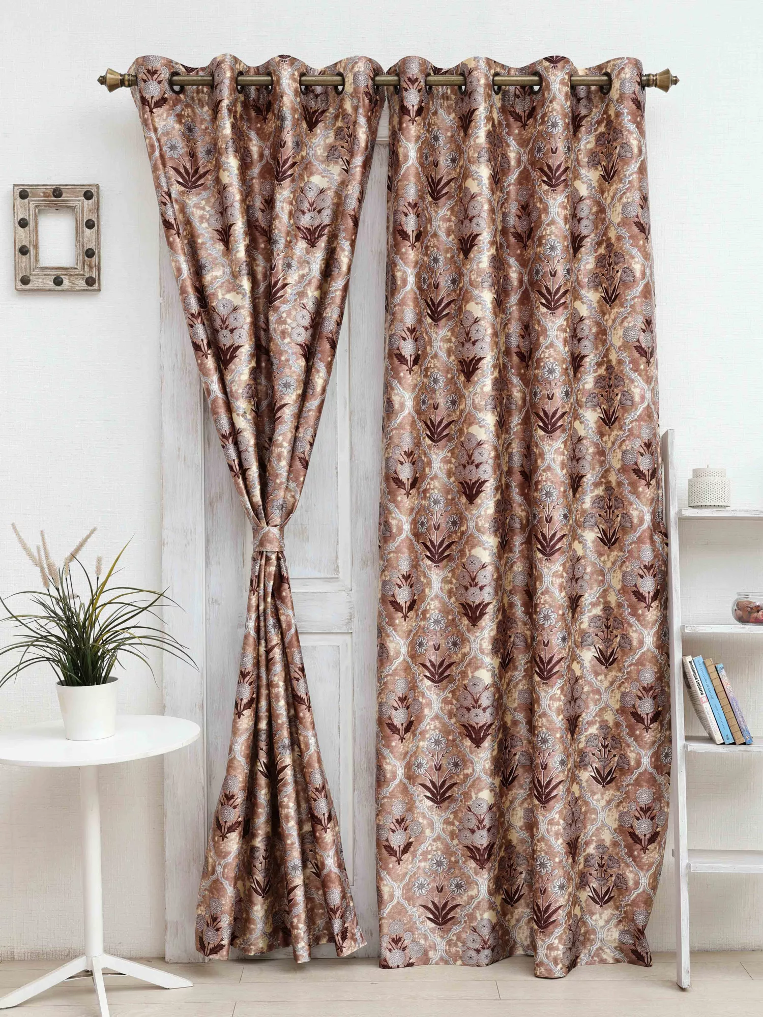 New Chia Foliage Curtain